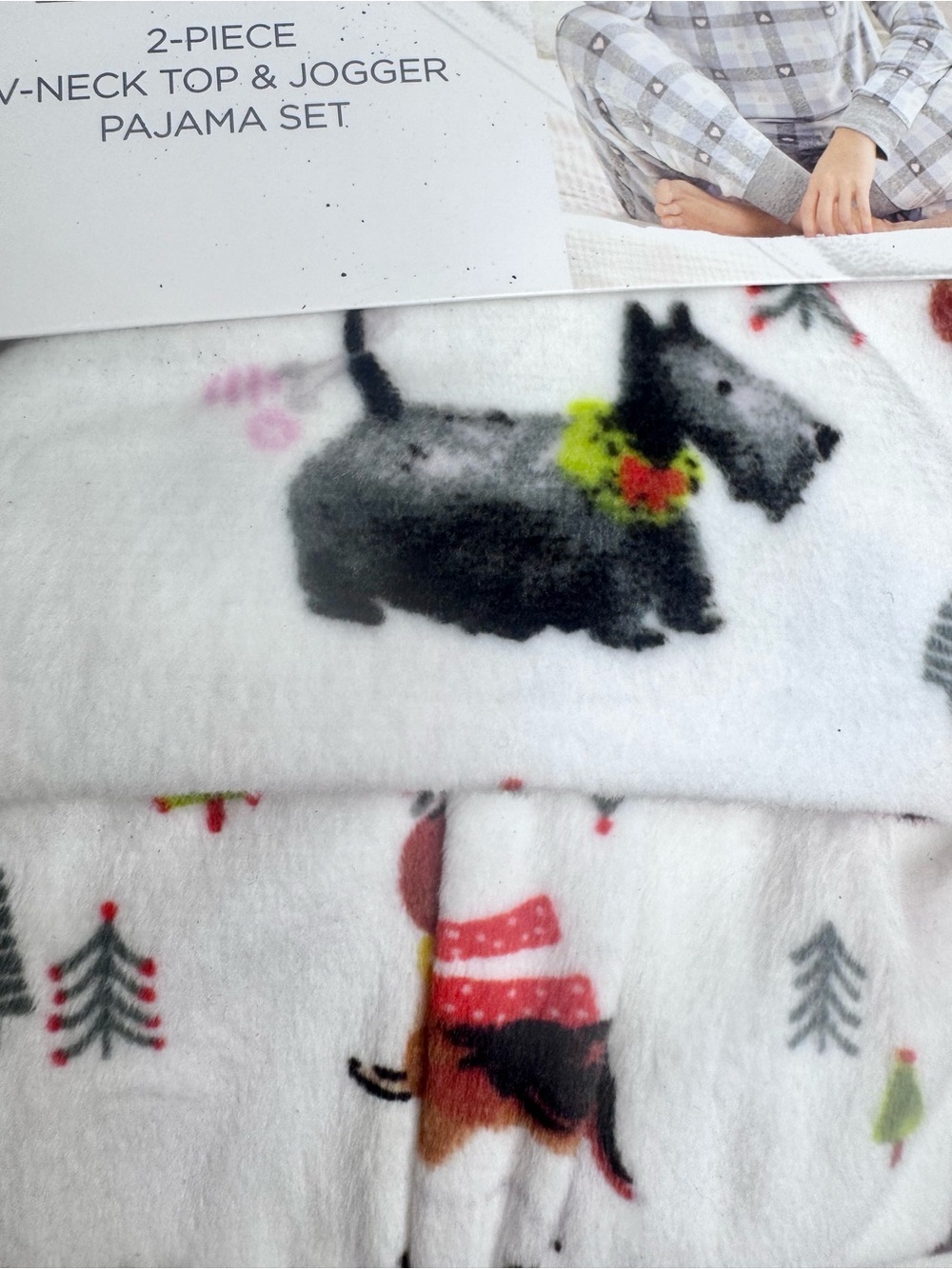 NWT Cuddl Duds Christmas Dog Print Pajamas Set - Picture 14 of 16